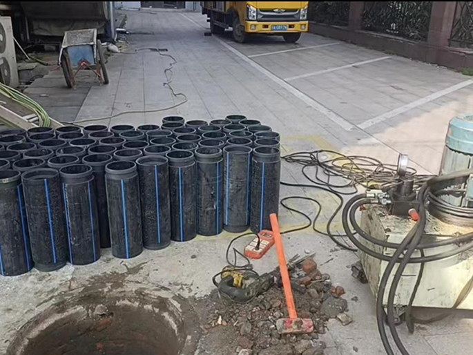 汇川PE置换管厂家 DN315置换管 非开挖管短管置换